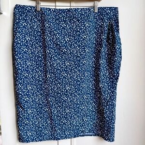Rip Skirt Hawaii Wrap Skirt Size 2XL Blue Floral Beach Coverup Adjustable